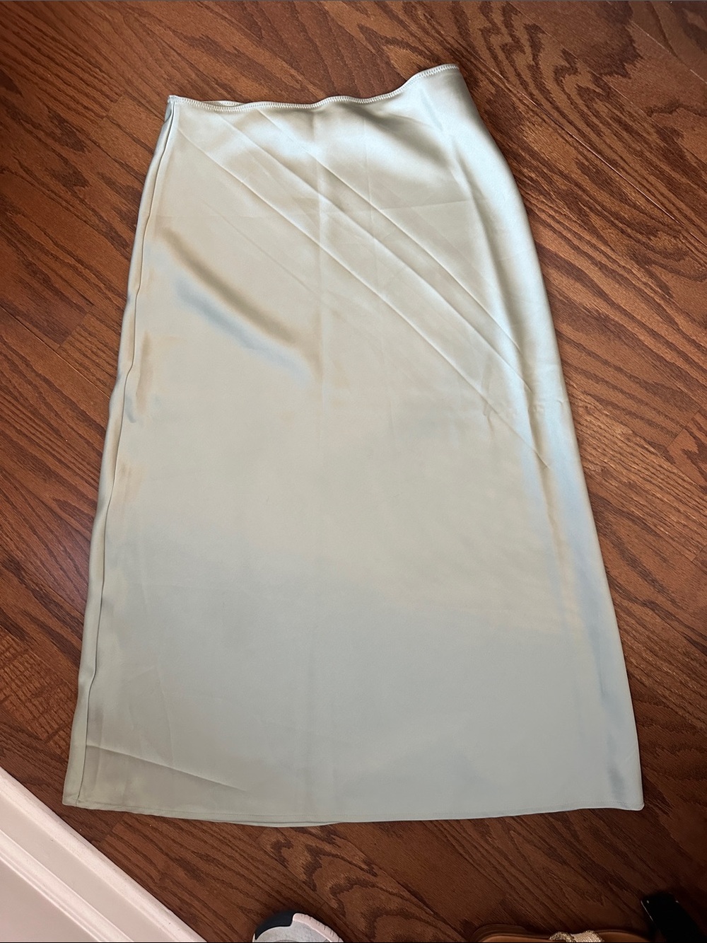 Women's Light Sage Midi Skirt - Brand Unspecified
